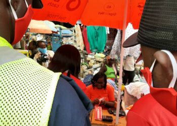 Vodafone distributes nose masks to Trade Partners