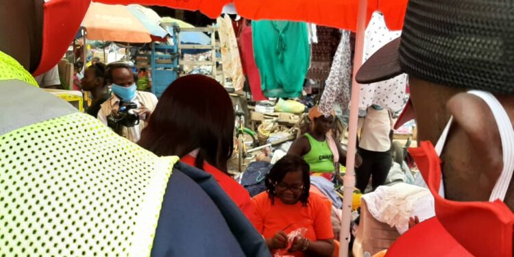 Vodafone distributes nose masks to Trade Partners