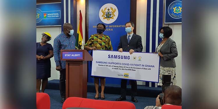 Mr. Eugene Nahm, Managing Director of Samsung Ghana made the presentation to the Government of Ghana