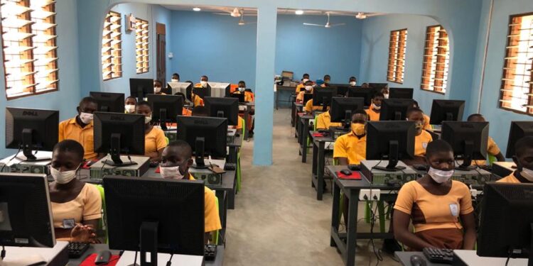Staff of Vodafone spearhead four community CSR projects