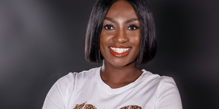 Being a backup vocalist is not easy-Ateaa Tina