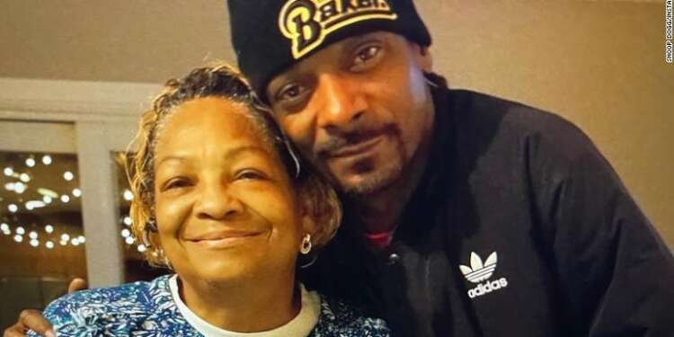 Snoop Dogg Mourns His Late Mother
