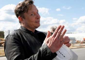 It's Official; Elon Musk buys Twitter for $44 billion dollars