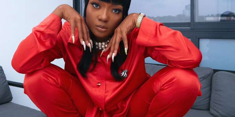 Efya calls on investors to support talents in Ghana