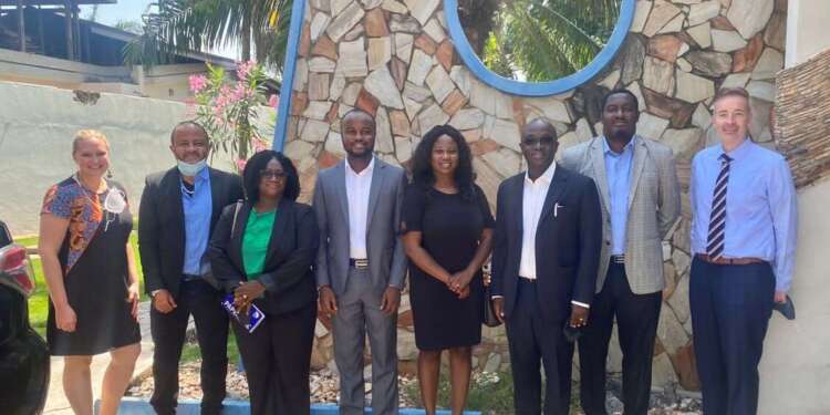 YFM, American Embassy hold meeting on projects collaboration