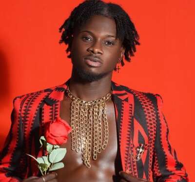 Be Creative with your pen game- Kuami Eugene