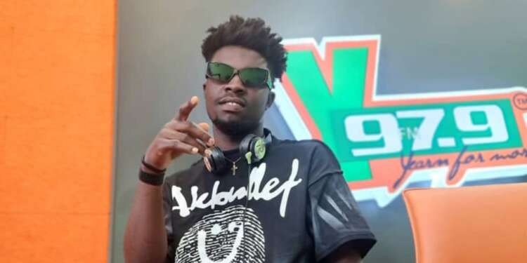 GTA’21: YFM Takoradi’s DJ CuebeatzGh bags ‘Best Disc Jocker of the year’ award’