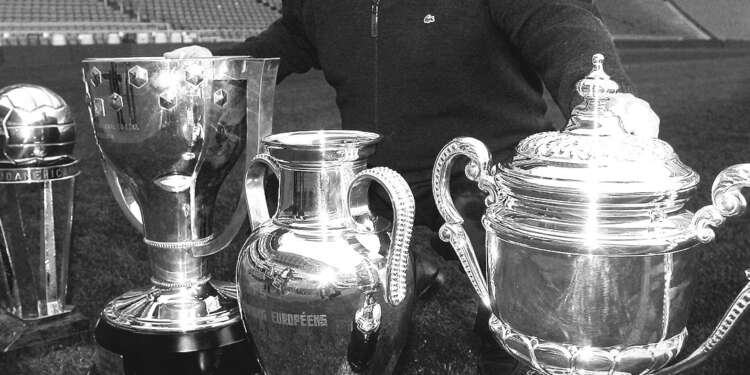 Real Madrid and Spain legend Francisco 'Paco' Gento has died aged 88.