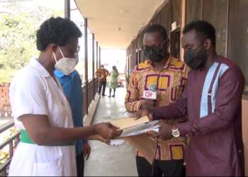e.TV Ghana's Yaw Odame pays outstanding bills for patients in three wards at the Mamobi Polyclinic
