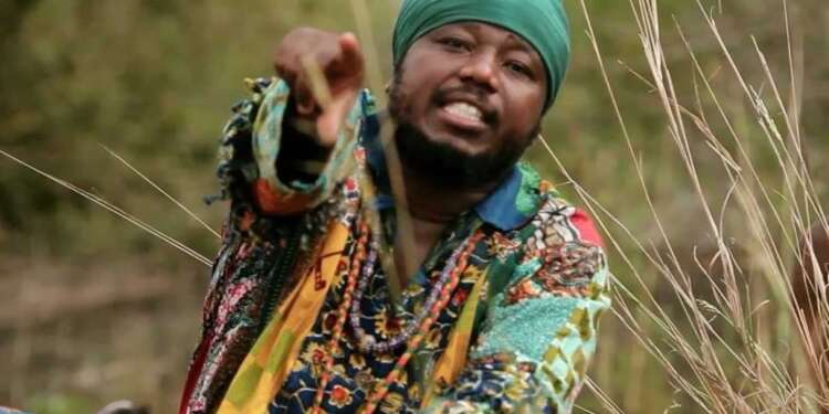 BUZZThe day I go into politics is the day I run mad- Blakk Rasta