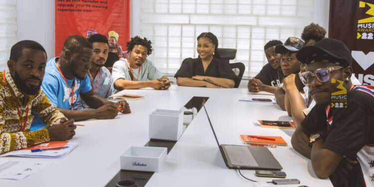 Adina and 3music video workshop trainees to film new music video