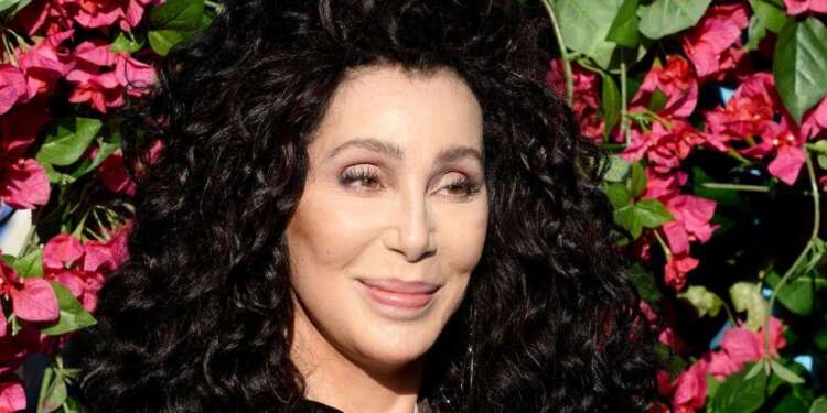 Cher has offered her home to Ukrainian refugees.