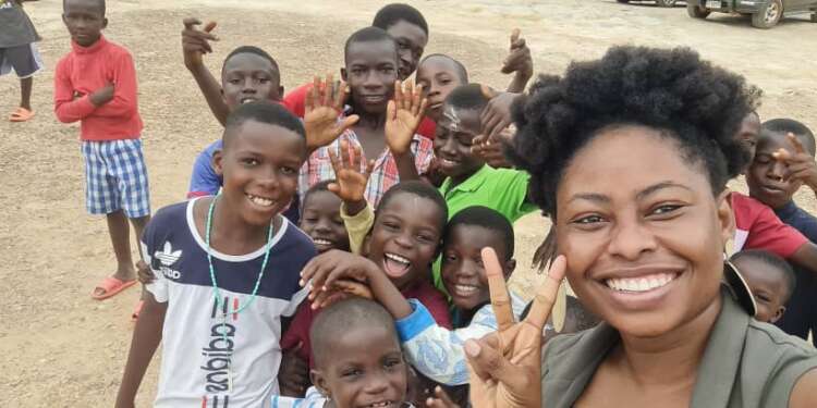 LJ host of YFM's LYTitUp marks seven months on, with residents of Appiatse