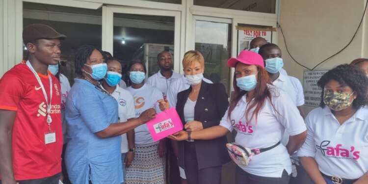 Fafa's Foundation International (FFI) donates to Korle-Bu Children’s Ward  