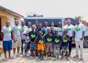 Y Army of YFM Takoradi donates to Remar Children’s Home