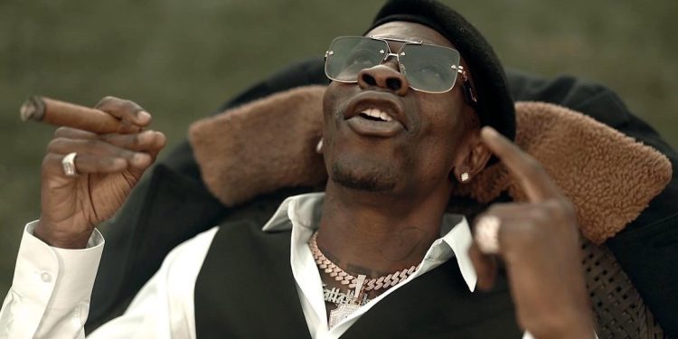 Shatta Wale achieves mileston; tops the Apple Reggae USA chart for the first time