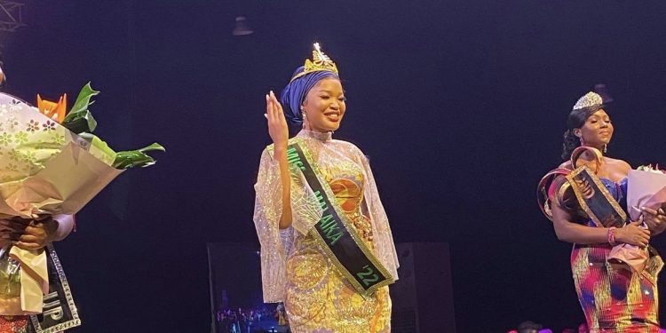 Miss Maliaka 2022: Zakiya Ahmed becomes first Muslimah to be crowned the Emerald Queen