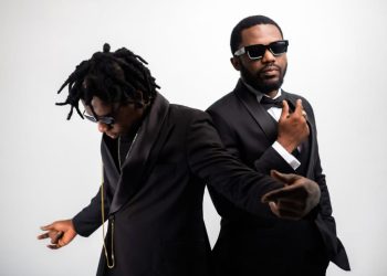R2Bees drops a Christmas feel good song ‘Su Mo Mi’
