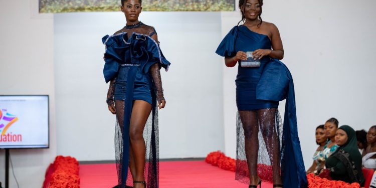 Graduates of JACCD display works