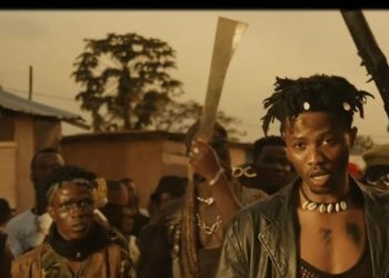 Kwesi Arthur praises Dayonthetrack for a good work done through his music journey