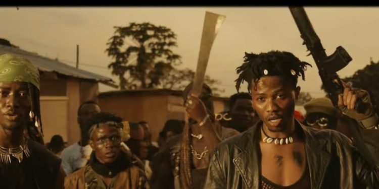 Kwesi Arthur praises Dayonthetrack for a good work done through his music journey