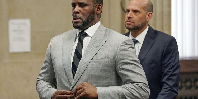 Sex-abuse charges against American R&B singer R. Kelly dropped