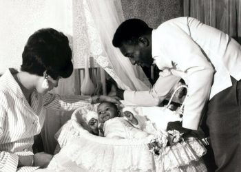 Pele allegedly names secret daughter in will after a lifetime of denial