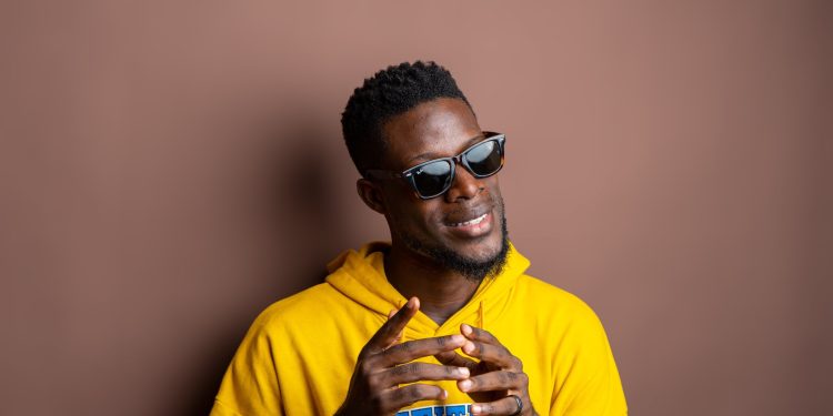 I’m here to ball now – Elisante