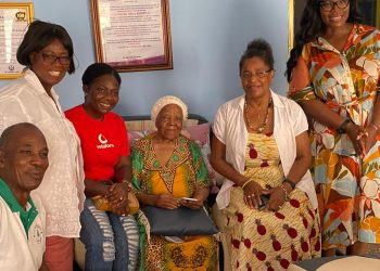  Vodafone Ghana's 101-year-old customer receives wonderful Vodafone package to connect with great-grandchild
