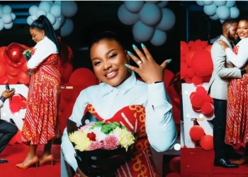 Netizens wowed by the marriage of two famous worshippers 