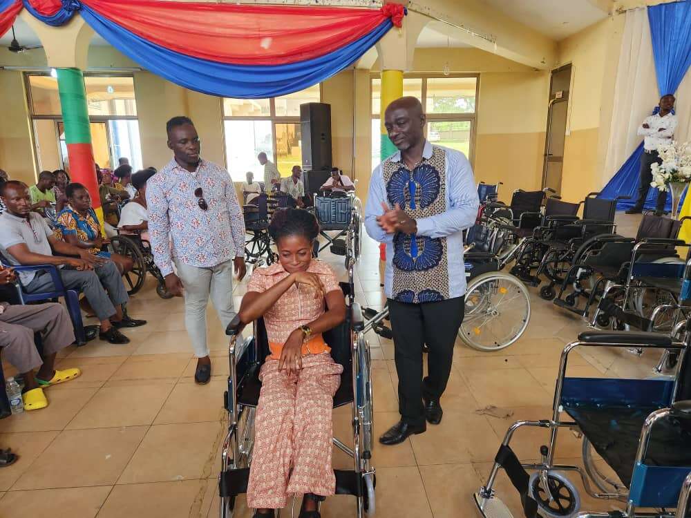 Ambassador Boateng donates to disability community in annual charity project