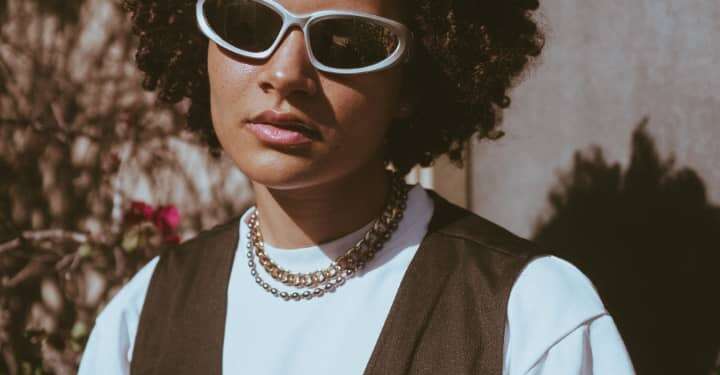 Sofie explores fun lifestyles in latest single, 'SUV’; slated for release on May 5th