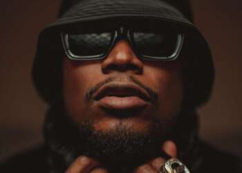 E.L Electrifies with Rock-Inspired Rendition of "Chop Life" for Glitch Africa