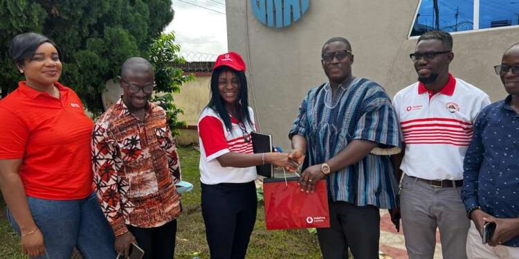 Vodafone Ghana rewards customer loyalty in Ashanti Region