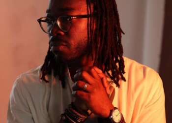 Paapa Versa releases fun and scenic music video for “Okada”