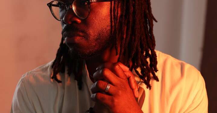 Paapa Versa releases fun and scenic music video for “Okada”