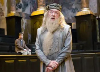 Legendary actor Sir Michael Gambon, famed for Dumbledore role in Harry Potter, passes away at 82