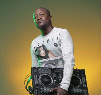 Y107.9FM’s DJ Ganj emerges Record Promoter of the Year at Guinness Ghana DJ Awards