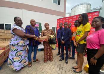 Wilmar Africa Limited donates relief items to Akosombo Dam spillage victims