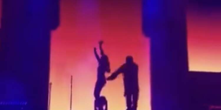 Omah Lay wrecks fan’s relationship after interactive performance