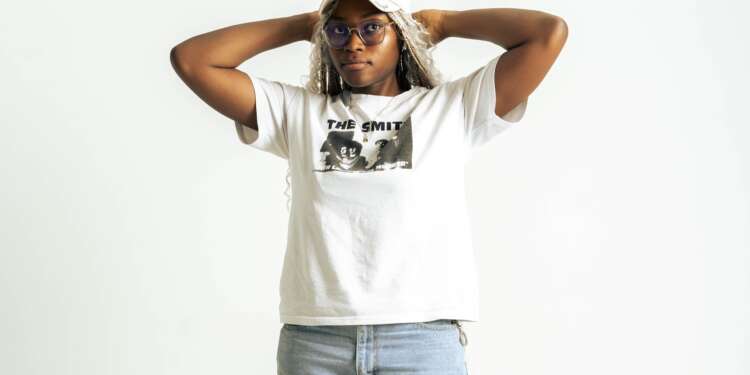 Mēl teams up with women for debut project “FOR MELANIN GIRLIES”