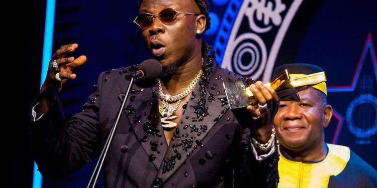 Stonebwoy wins 2024 TGMA Artist of the Year , demands 2019 award