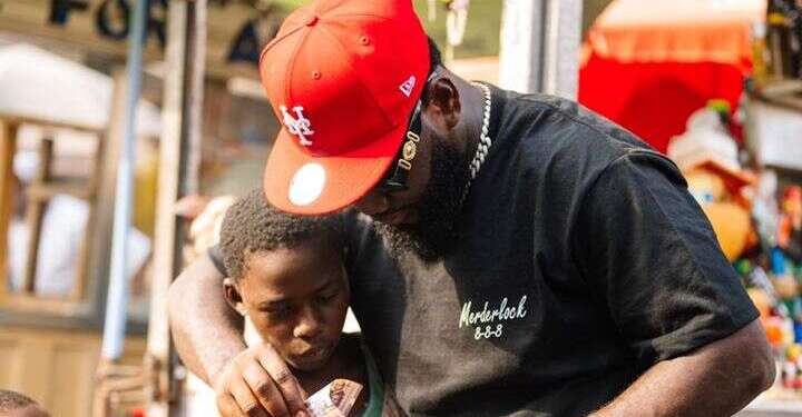 Merdarlock feeds thousands on the street, donates cash gifts to families