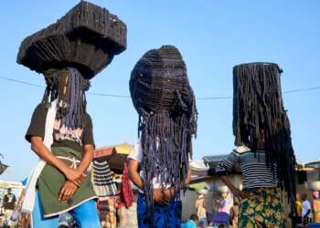 “Okrika Reclaimed”: Confronting Fast Fashion’s Fallout in Ghana Through Art