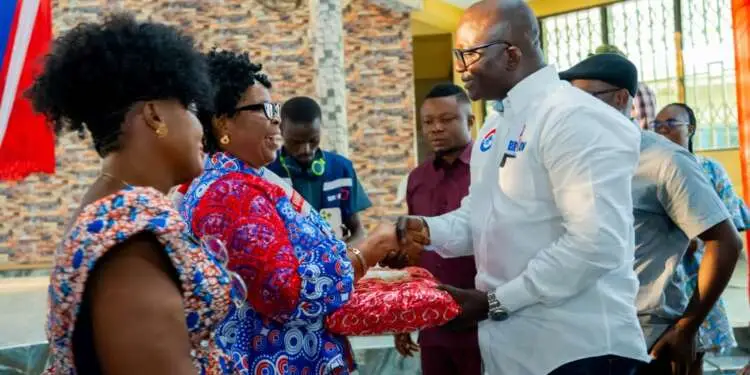 Volta Falls in Love with Bryan