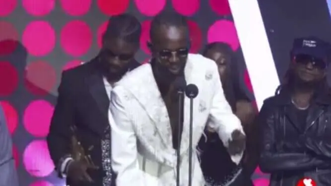 #27thTGMA: Black Sherif grabs first win of the night with “Where Dem Boyz”